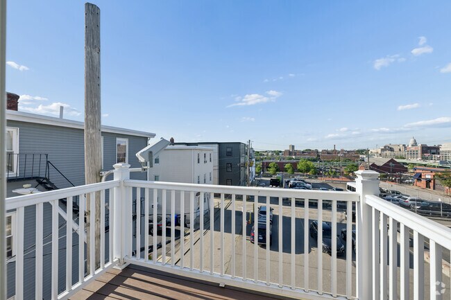 Unit 206/306, Studios - 450SF - Balcony - The Bradford