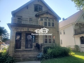 Building Photo - 2730 N 48th St