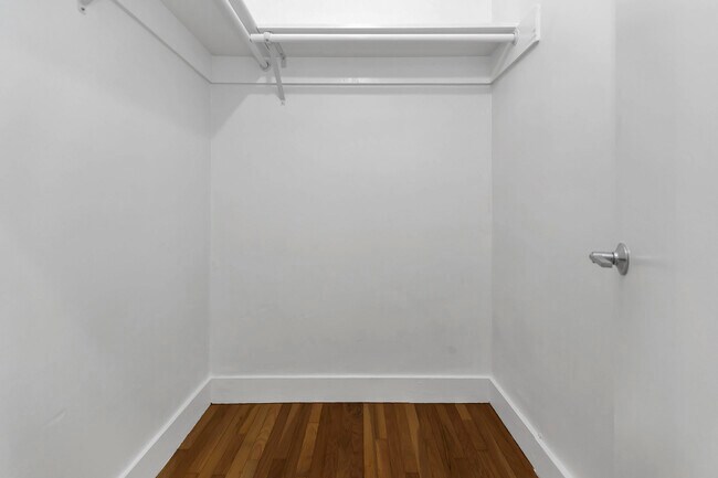 Foto del edificio - 1675 Clay