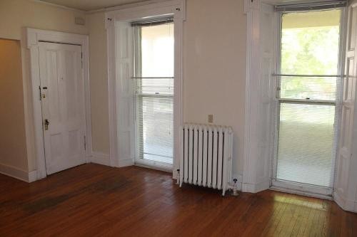 Foto principal - 114 W Gilman St