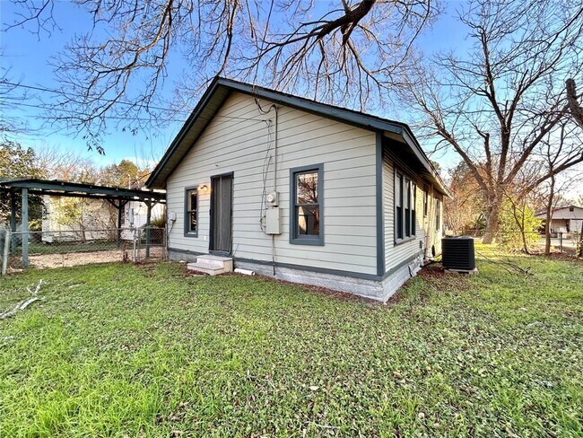 Foto del edificio - 1112 W 3rd St