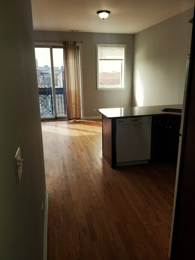 Foto del edificio - 3505 S Halsted St