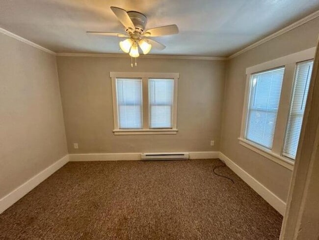 Building Photo - 314 W 3rd St