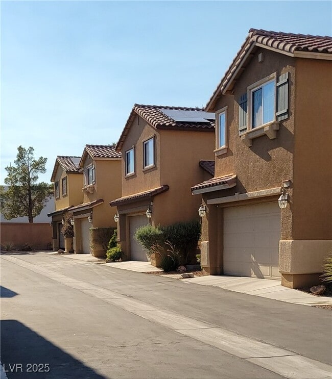 Building Photo - 6216 Joaquin Hills Ct