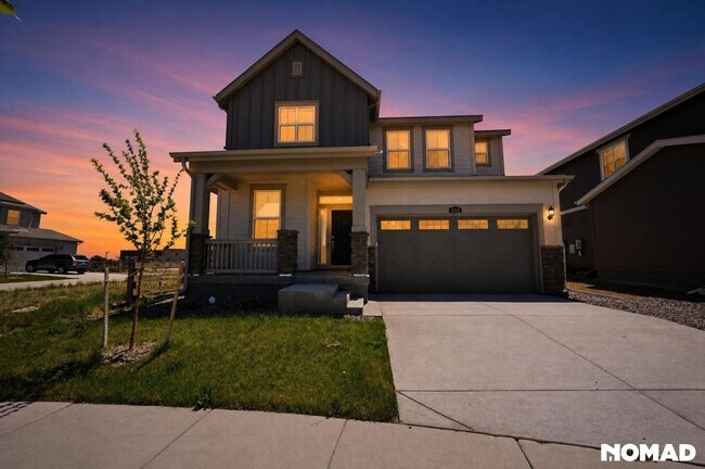 Building Photo - 4858 Astor Pl