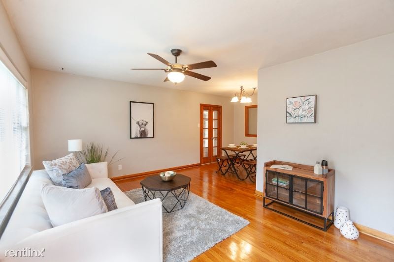 Foto principal - 1252 Willow Creek Ln