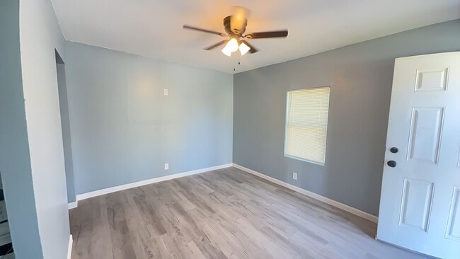 Building Photo - Remodeled 2-bedroom house!