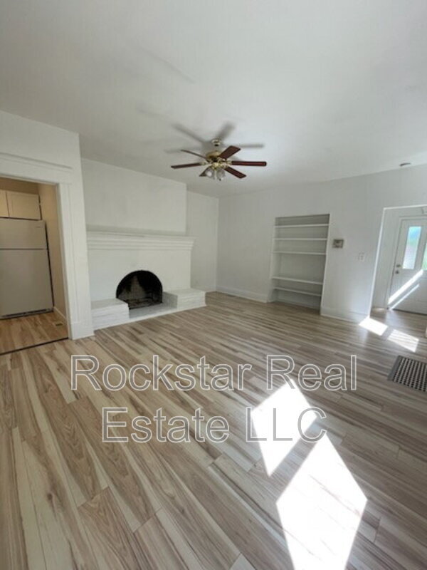 Foto del edificio - 1420 E 16th Ave