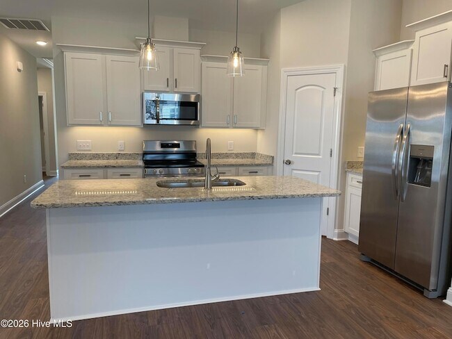 Building Photo - 4229 Laurel Rdg Dr