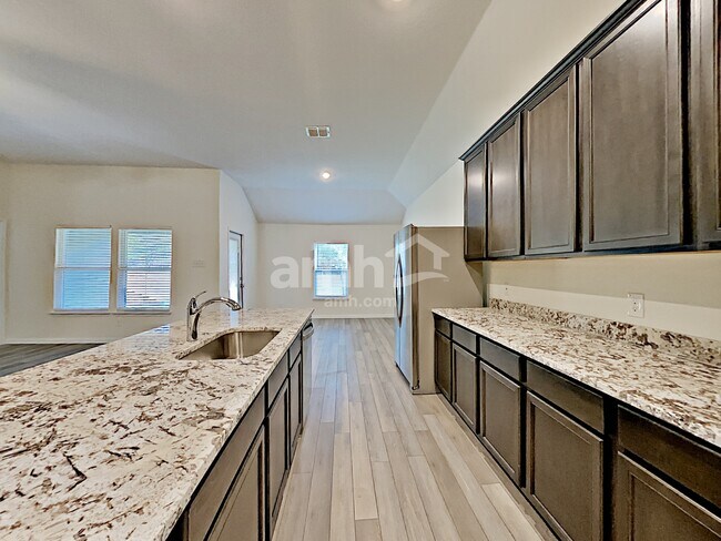 Building Photo - 7934 Cactus Plum Dr