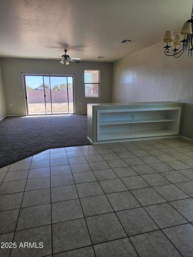 Building Photo - 1579 W Cottonwood Blfs Dr