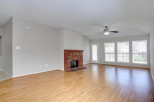 Building Photo - 2800 Glenhaven Dr