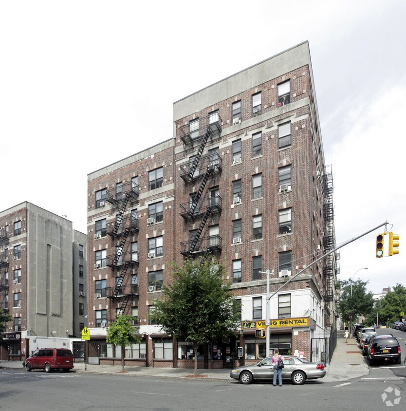 Foto principal - Brookhaven Apartments