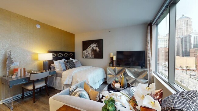 Building Photo - 22 W Harrison St