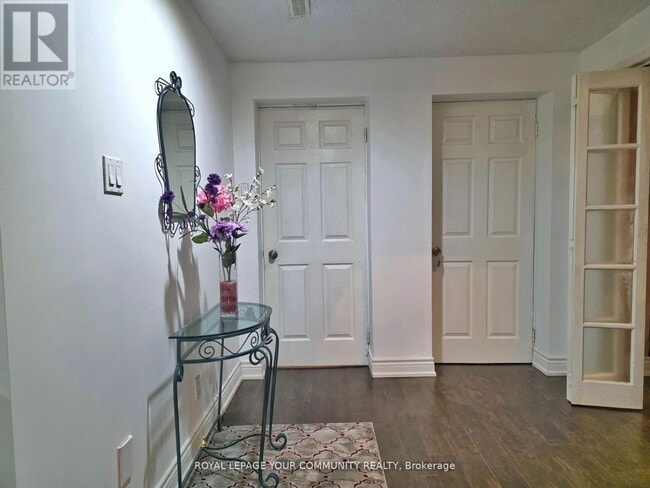 Building Photo - 167 Berwick Crescent