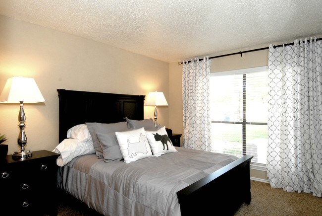 Cross Creek Apartments Plano, TX