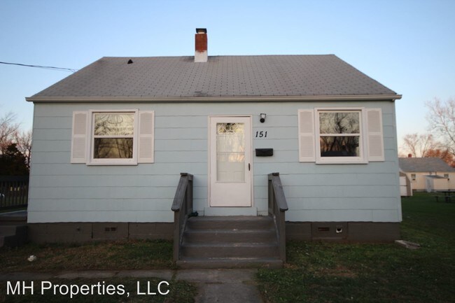 Foto del edificio - 2 br, 1 bath House - 151 W. Deen Avenue