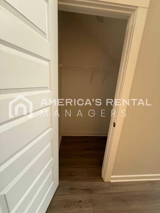 Building Photo - Home for Rent in Calera, AL!!! AVAILABLE N...