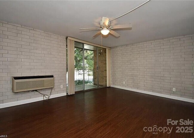 Foto del edificio - 1807 S Hawthorne Rd