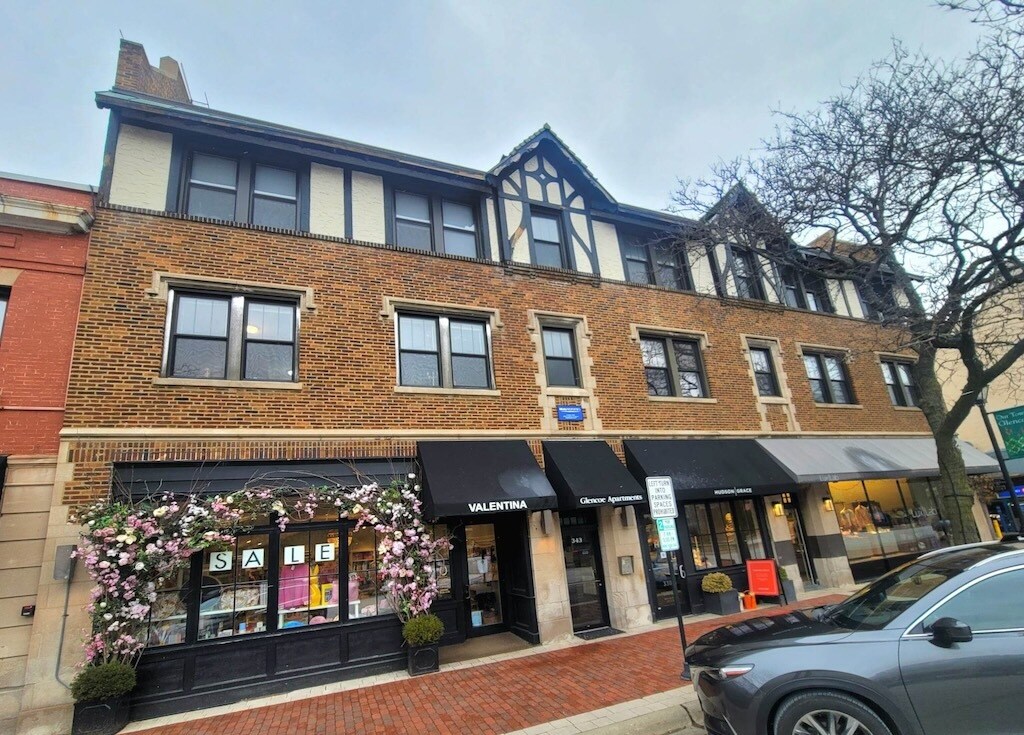 343 Park Ave Unit 80, Glencoe, IL 60022 Condo for Rent in Glencoe, IL