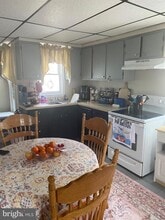 Building Photo - 204 W Main St