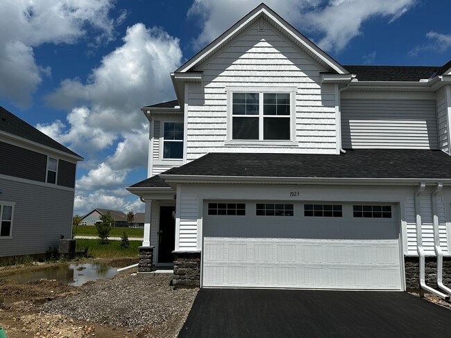 1923 Prospect Ln