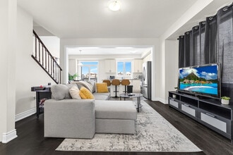 Building Photo - 30 Ever Sweet Wy