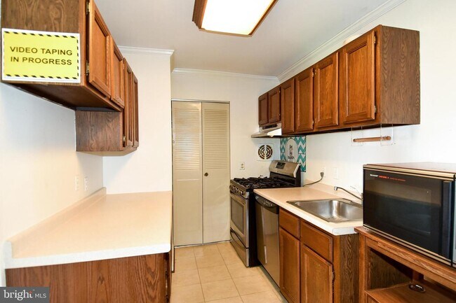 Foto del edificio - 7336 Lee Hwy
