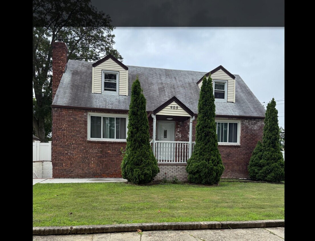 Foto principal - 905 6th St