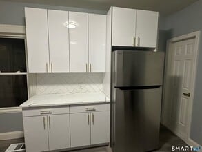 Building Photo - 268 Davenport Ave