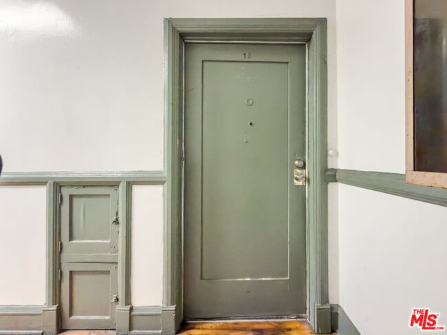 Foto del edificio - 3506 W Pico Blvd