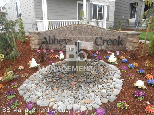 Foto del edificio - 4 br, 2.5 bath House - 7084 NW Abigail Ter...