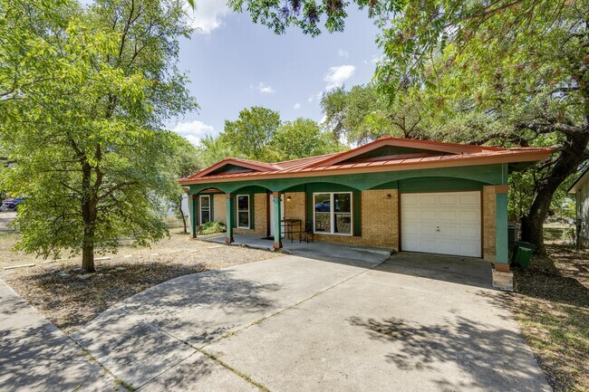 Building Photo - 8408 Romney Rd