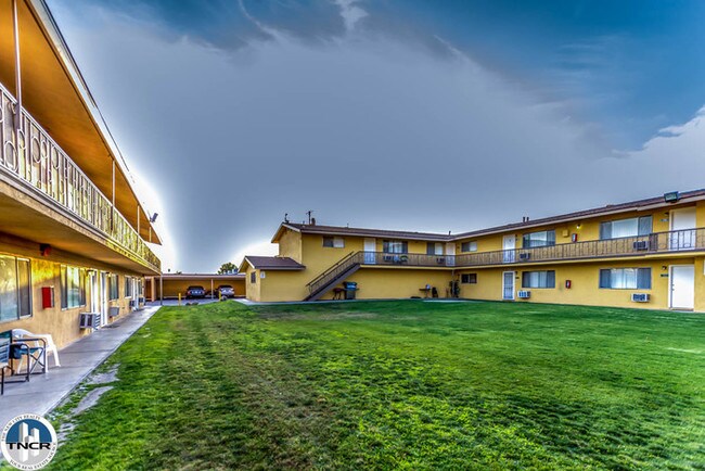 Foto del edificio - 1471 E Eureka St