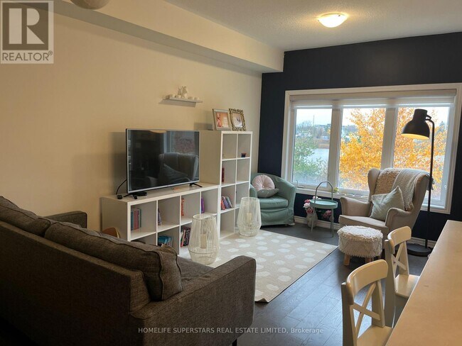 Building Photo - 3068 Cascade Common