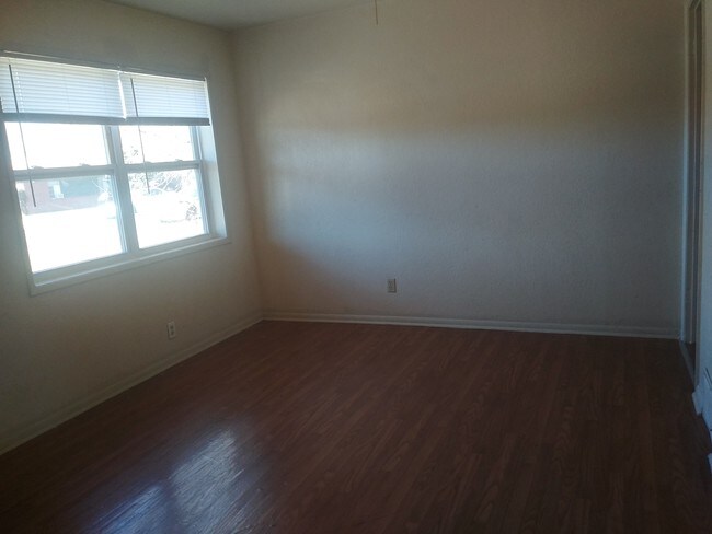 Building Photo - 2807 Duncan Dr