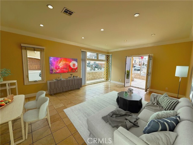 Building Photo - 4510 Seashore Dr