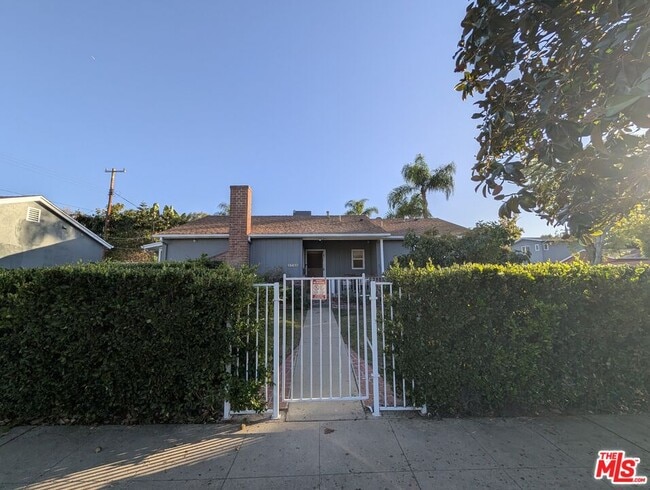 Foto del edificio - 5768 Graves Ave