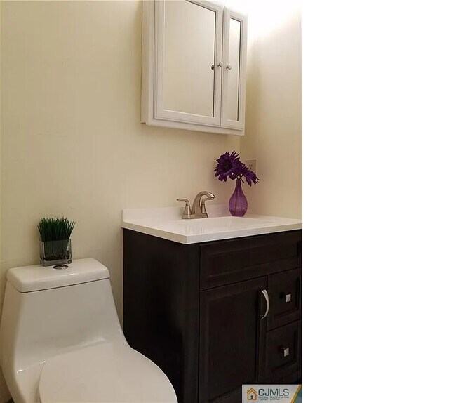 Foto del edificio - 4161 Bayberry Ct