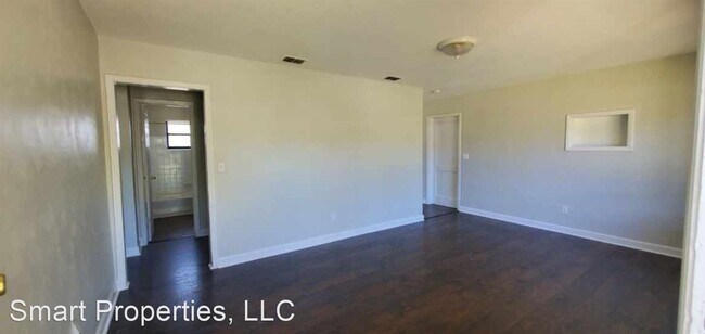 Foto del edificio - 2 br, 1 bath House - 1035 W Canal Dr