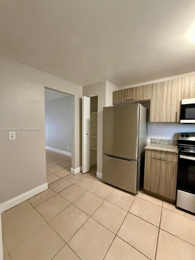 Foto del edificio - 2111 NW 55th Ave
