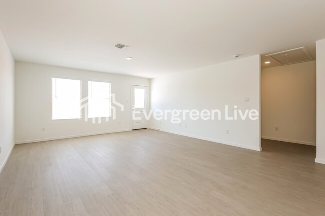 Building Photo - 3713 Los Cabos Dr