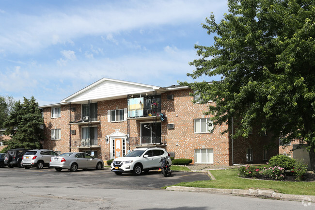 Lincoln Square Apartments - Hamburg, NY | Apartments.com