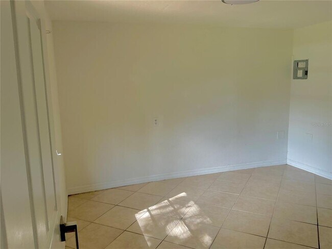 Foto del edificio - 3495 Forest Dr