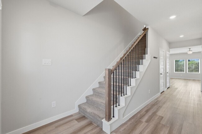 Building Photo - 17430 Rosette Grass Dr