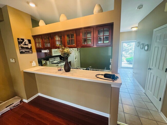 Foto del edificio - 2536 Carrolwood Rd