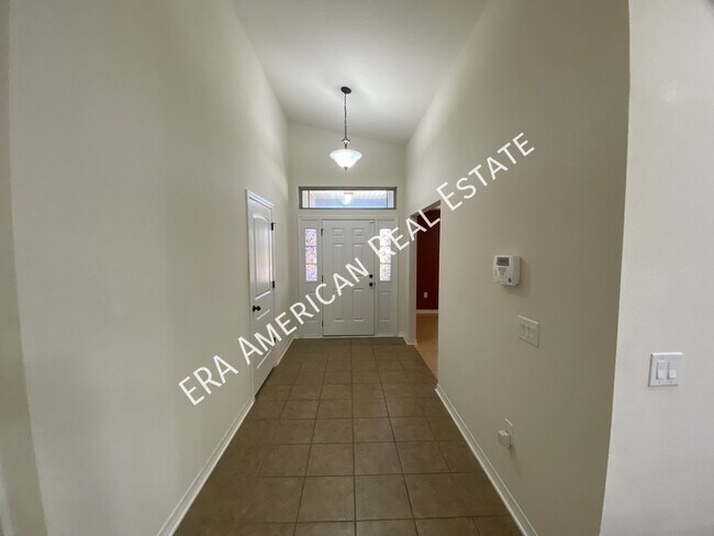 Building Photo - 8466 Island Dr