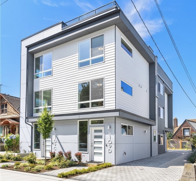 Foto del edificio - 5109C Phinney Ave N