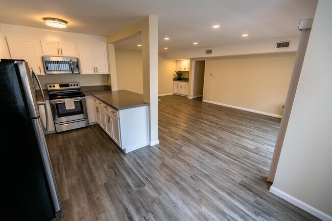 Foto del interior - 7244 Hillside Ave