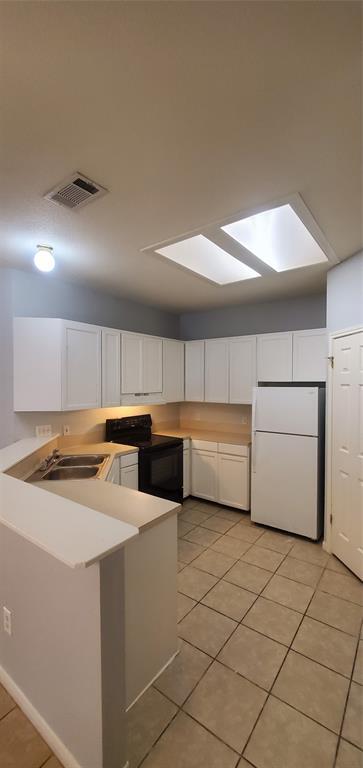 Building Photo - 8617 Talyne Chaise Cir